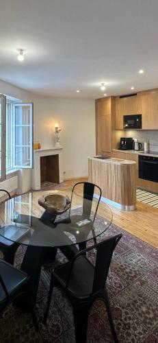 Duplex Familial Au Cœur de Dinard in Dinard, France