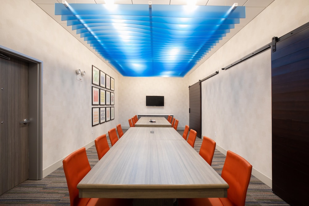 Holiday Inn Express & Suites Denver Ne Brighton by IHG - photo 26