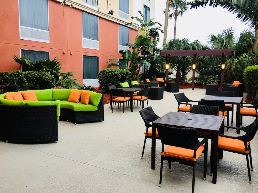 Courtyard by Marriott across Universal Orlando - photo 52