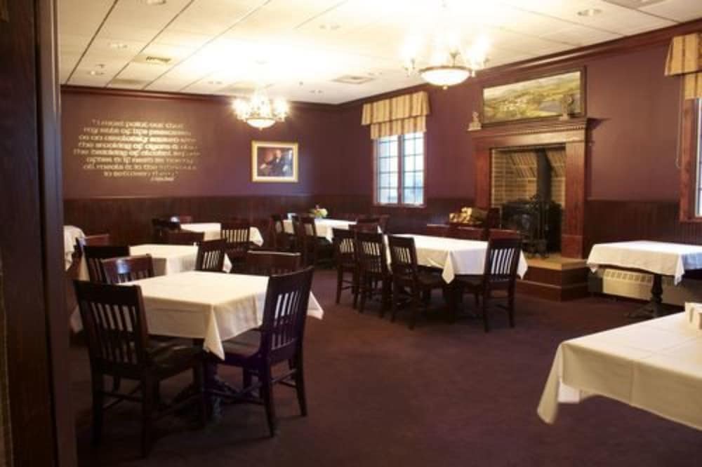 St. Brendan's Inn - photo 24