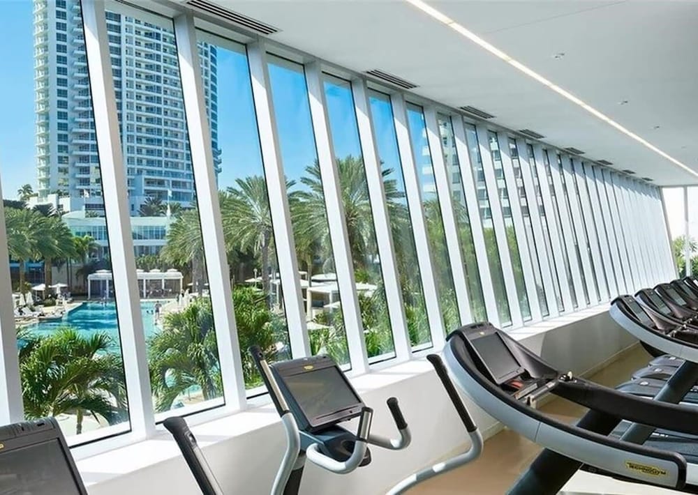 Fontainebleau Miami Beach Private Luxury Suites - photo 399