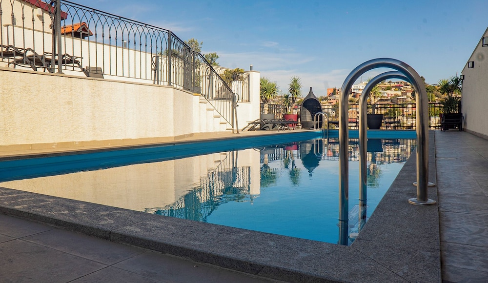 Rooftop pool