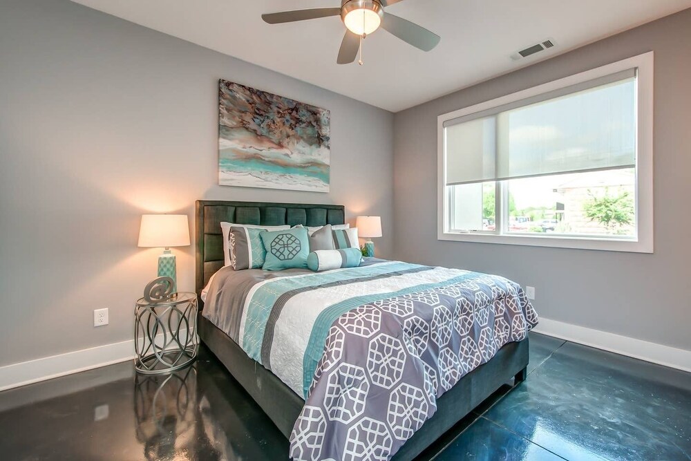 Twelve South - photo 5