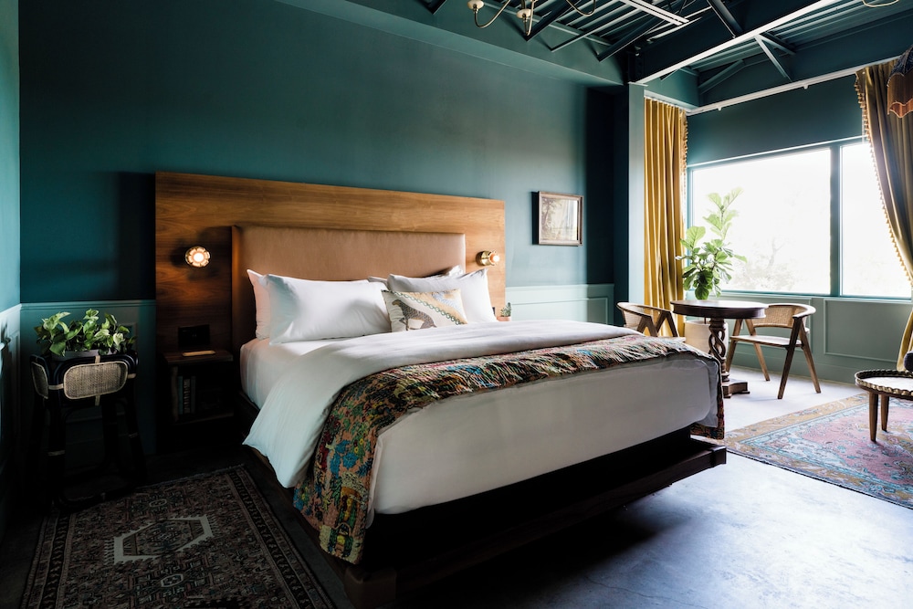 The Frances Modern Inn - photo 6