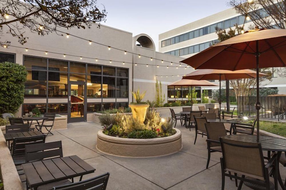 Radisson Hotel Sunnyvale Silicon Valley - photo 31