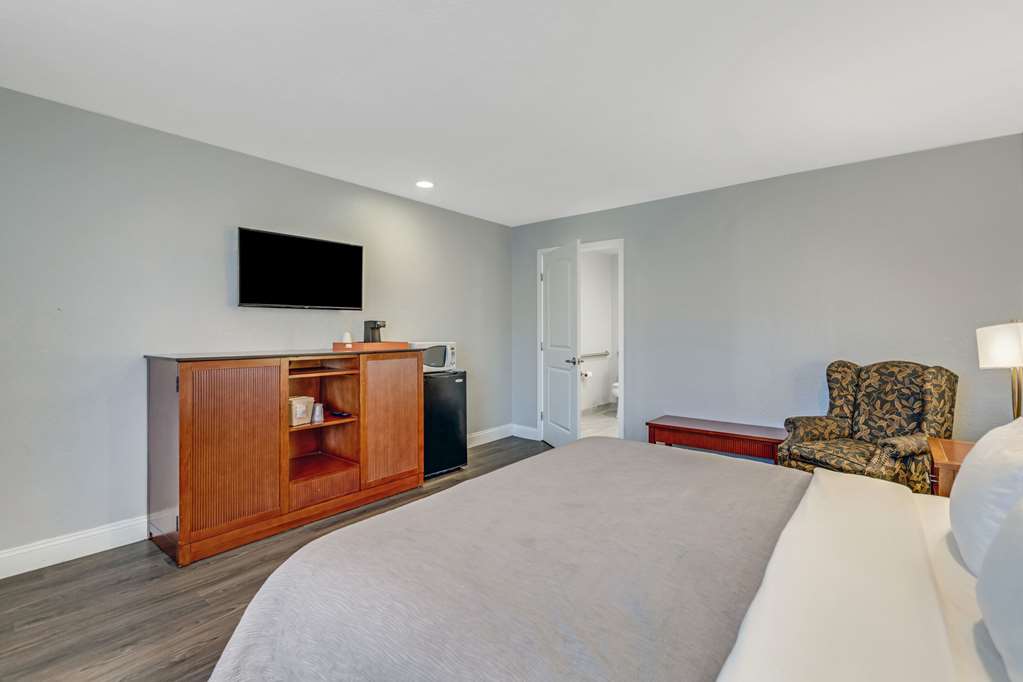 Quality Inn Santa Cruz - photo 11