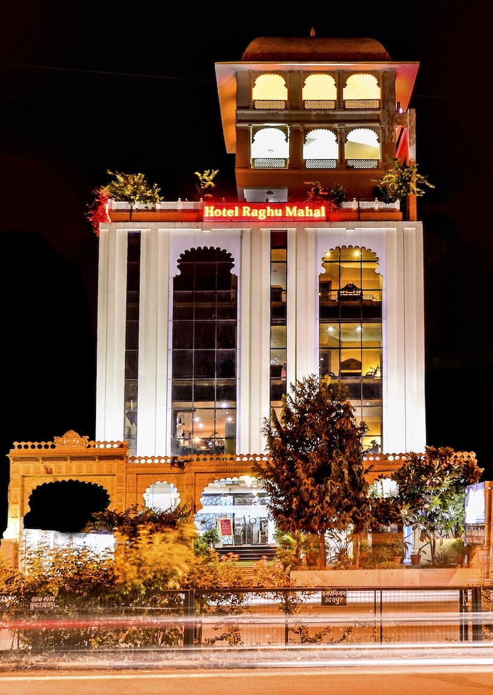Raghu Mahal Hotel — hotel in Udaipur
