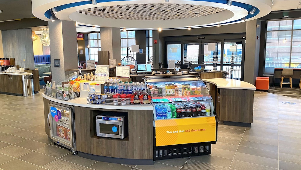 Tru By Hilton Baltimore Harbor East MD - photo 41