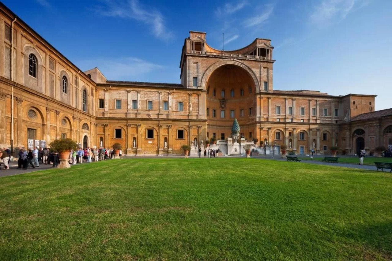 Cardinal Vatican Inn — 4-Star Luxury Hotel in Rome, Italy