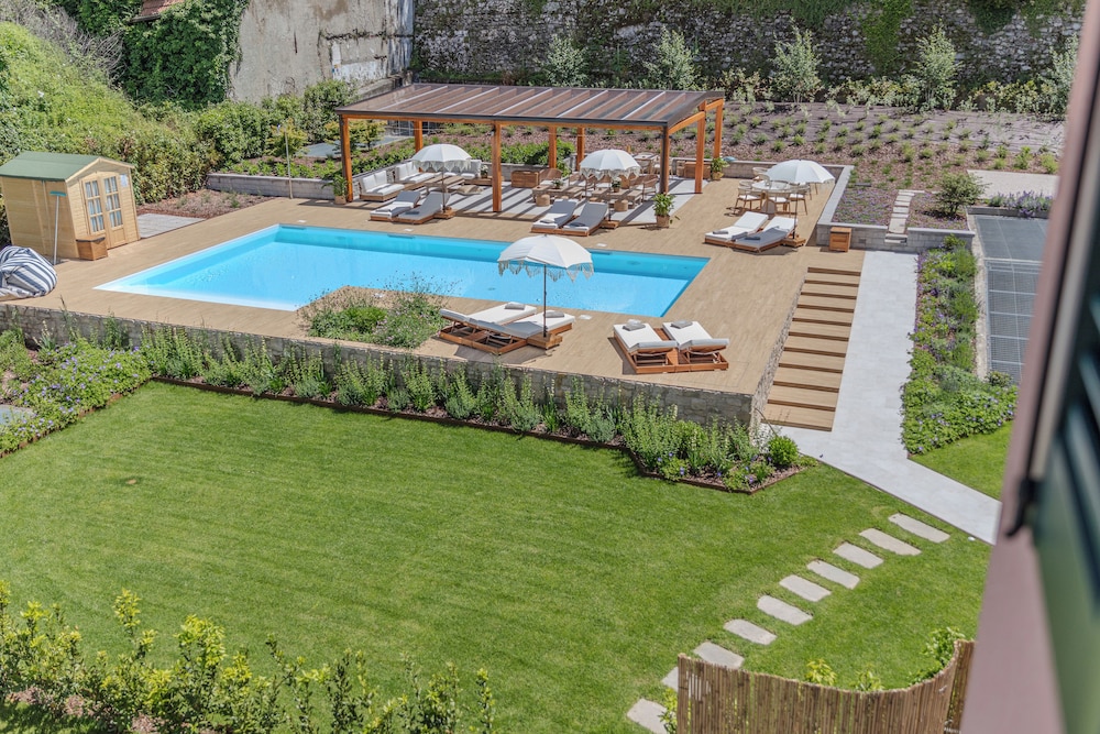 Appartmento Bianca — 4-Star Luxury Hotel in Bellagio, Italy