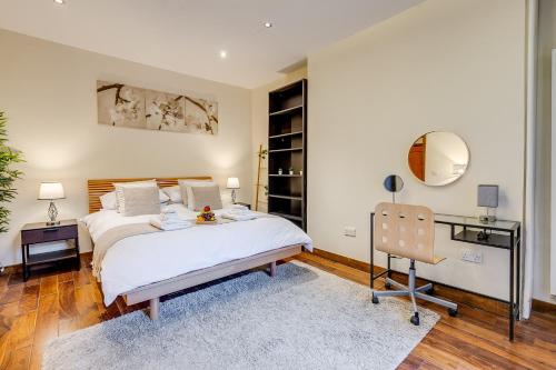 Entire Family Home 2BD2BTH Central Earl's Court — 4-Star Luxury Hotel in London, United Kingdom