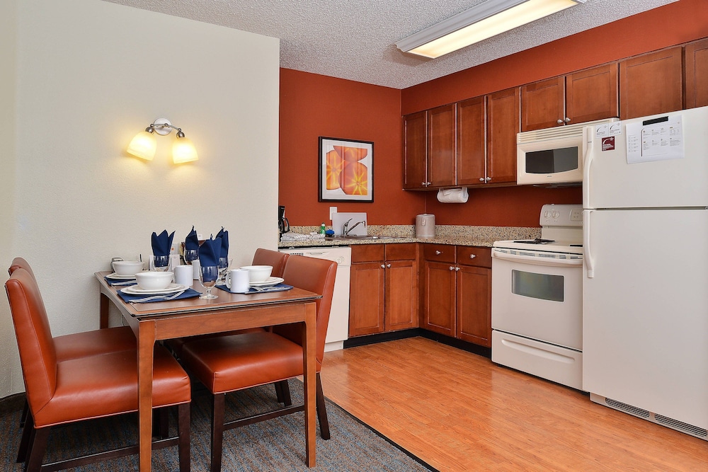 Residence Inn by Marriott Denver Airport at Gateway Park - photo 25