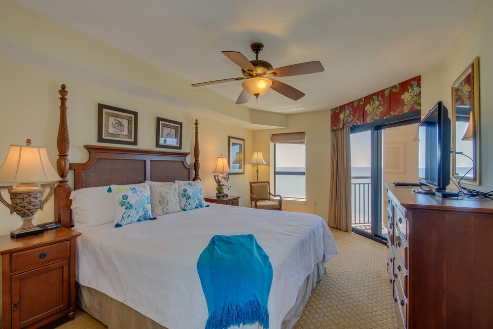 The Island 914 by RedAwning - photo 4