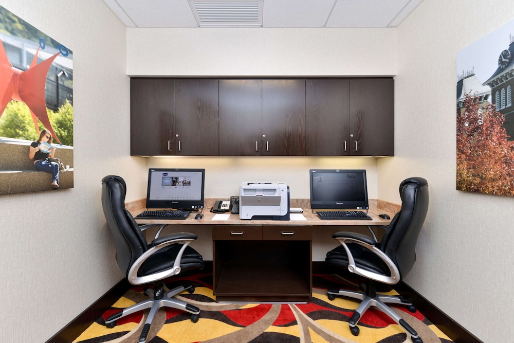 Hampton Inn & Suites California University Pittsburgh - photo 40