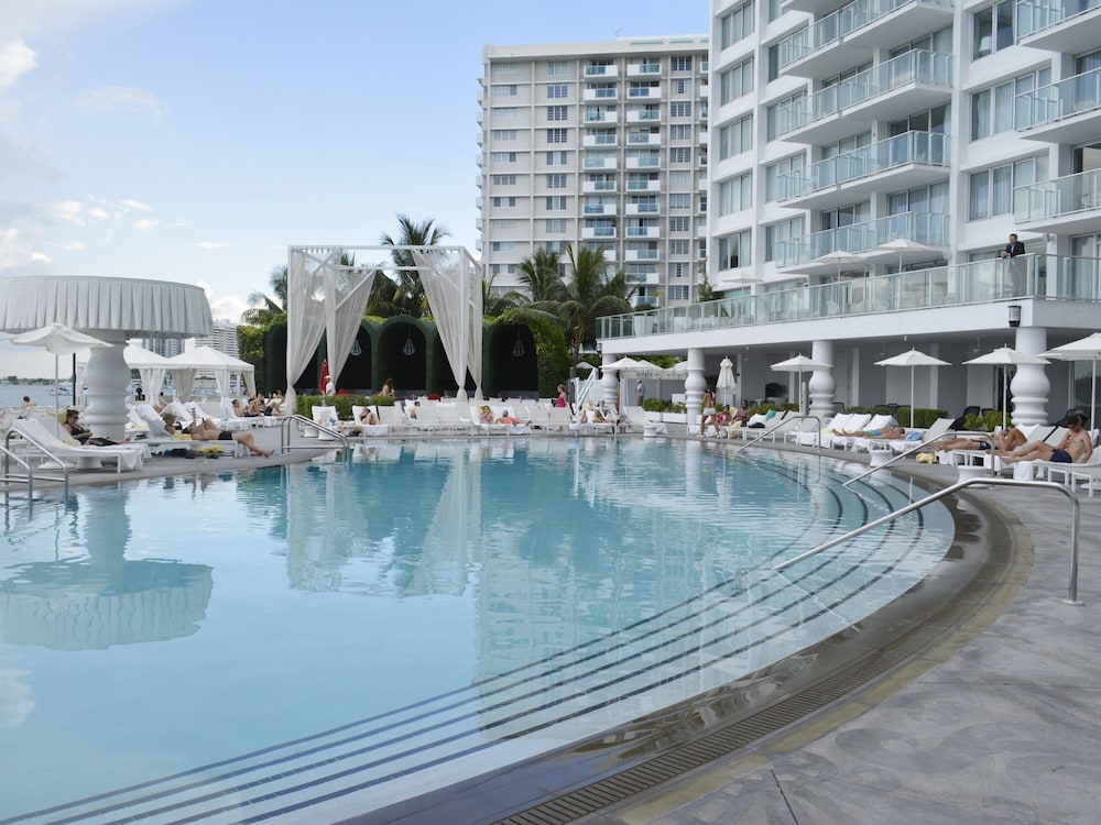 5 Condo Hotel South Beach bay View #717 — hotel in Miami Beach