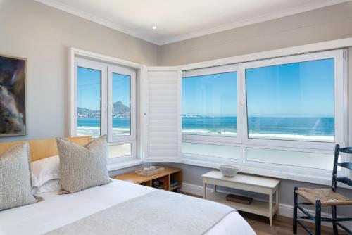 Lagoon Beach Penthouse