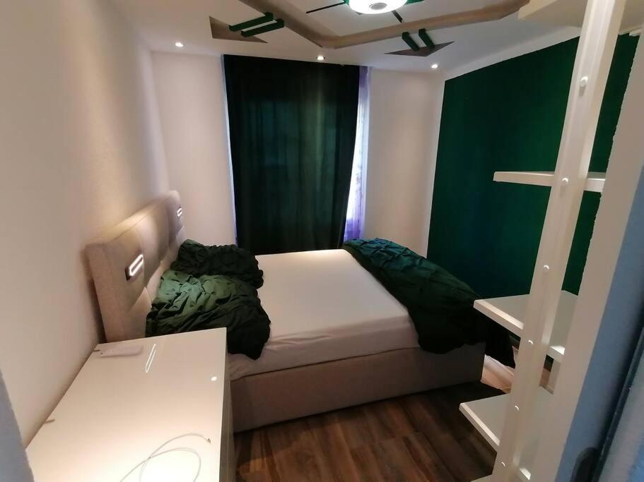 Luxury Voll Moblierte 2 Zimmer Appartement Aarau 17726190 — Kuttigen