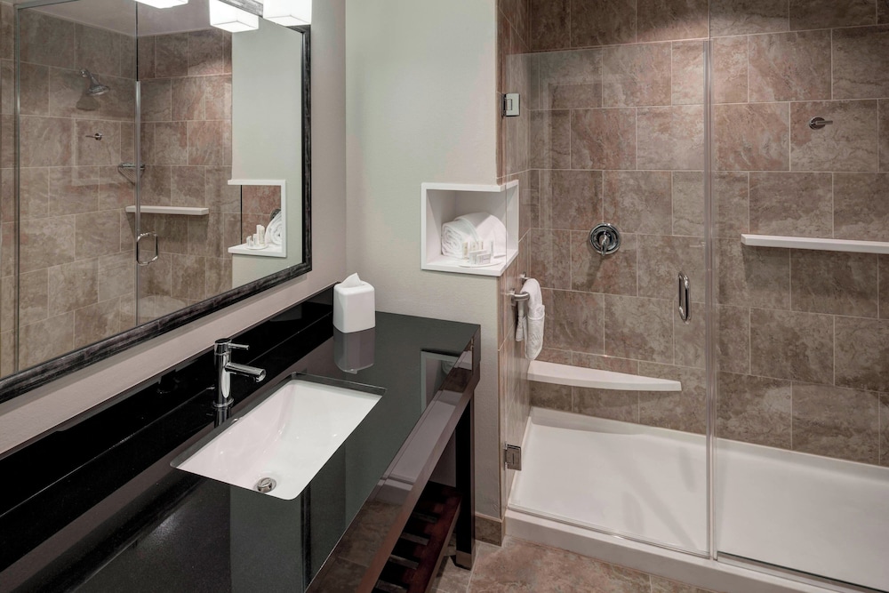 Courtyard by Marriott Dallas Plano Richardson - photo 45