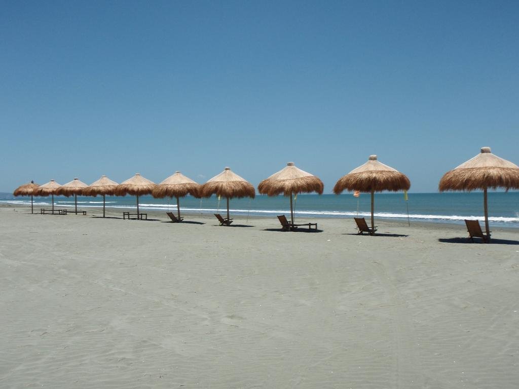 El Puerto Marina Beach Resort And Vacati — hotel in Lingayen