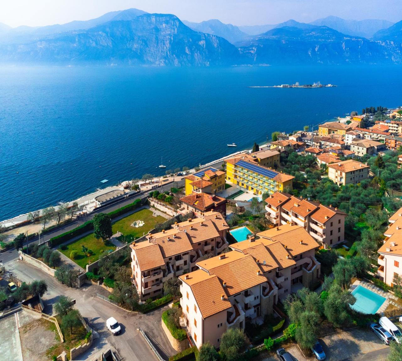 Sun Beth's house — 4-Star Luxury Hotel in Brenzone, Italy