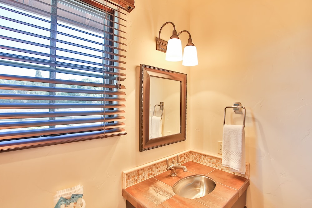 Columbia Cliff Villas Hotel - photo 36