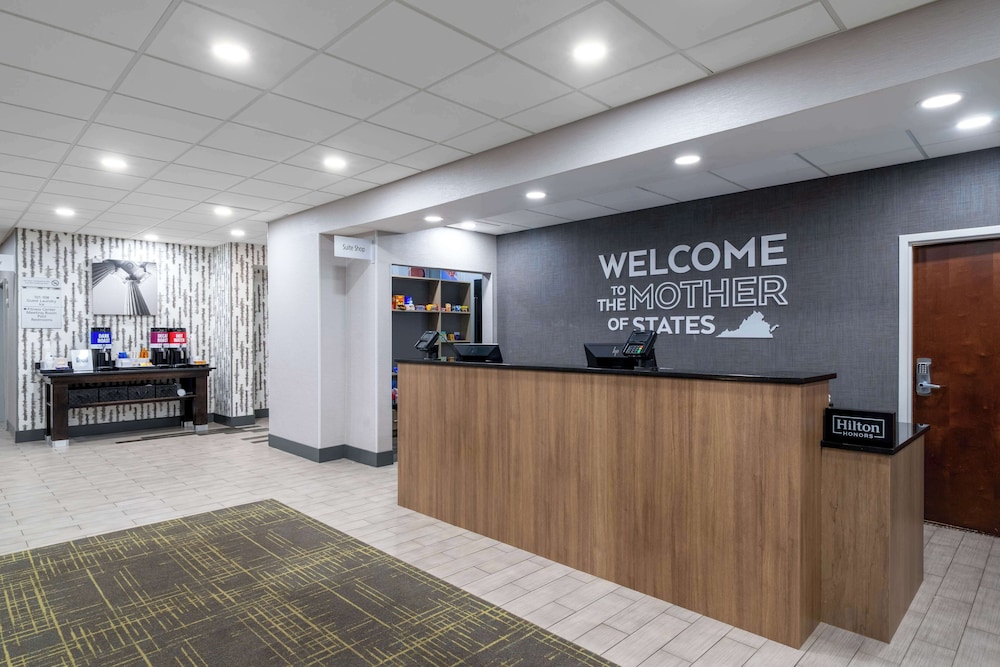 Hampton Inn Dahlgren - photo 4