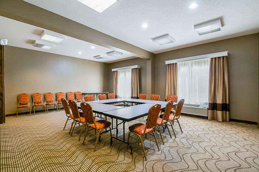 Comfort Inn Frederick Ballenger Creek - photo 23