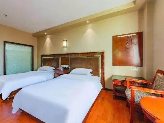 Fuquan Business Hotel in Wuchuan, People's Republic of China