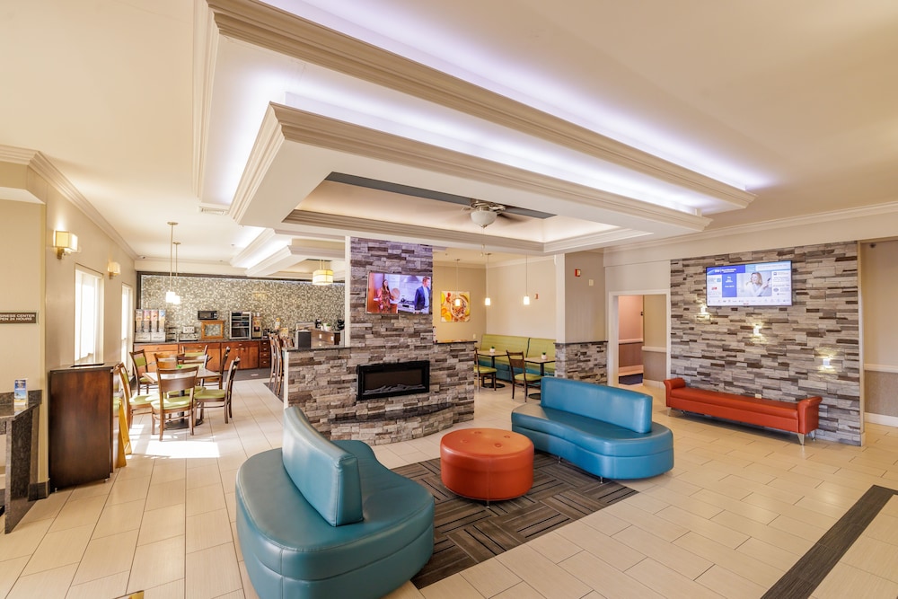 Best Western Elkhart Inn & Suites - photo 8