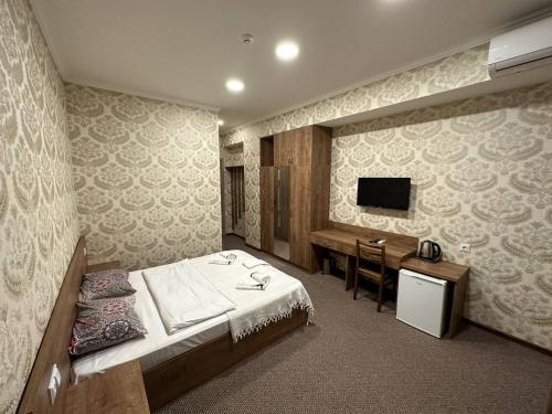 5 Rooms near 300 Aragveli metro station