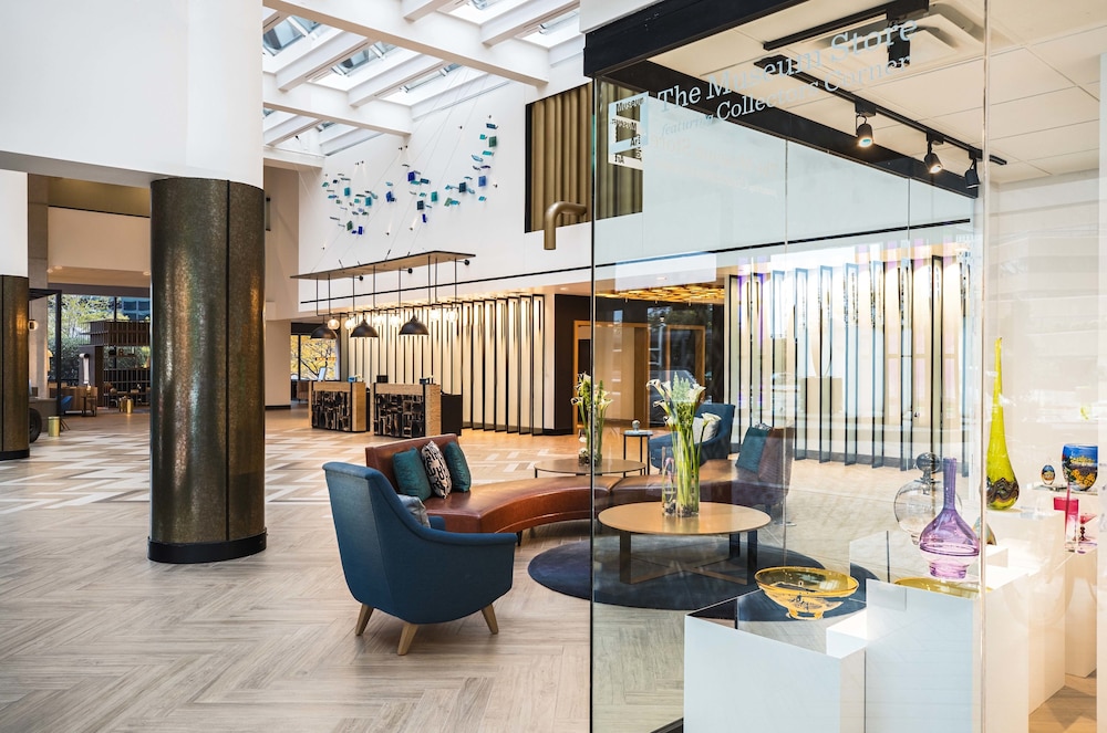 Renaissance Toledo Downtown Hotel - photo 2