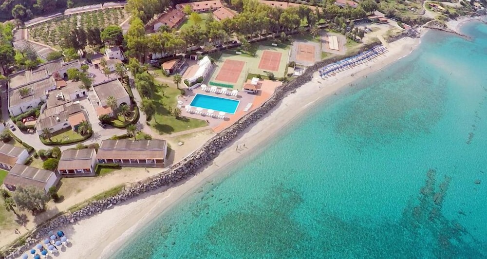 Villaggio Sabbie Bianche — hotel in Parghelia