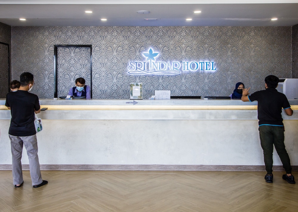 Sri Indar Hotel & Suites — Parit Buntar — photo 5