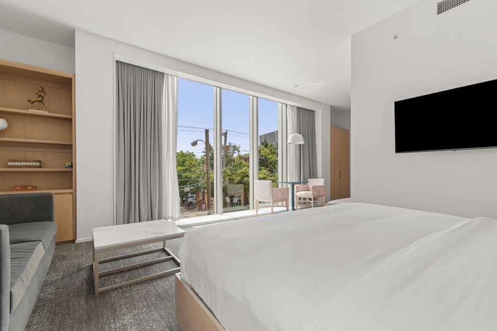 The Doyle Hotel - photo 68