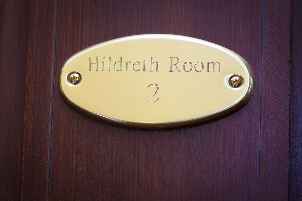 The Hackett Hotel - photo 8