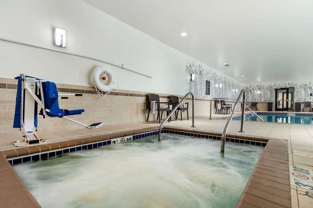 Sleep Inn & Suites Grand Forks Near Alerus Center - photo 32