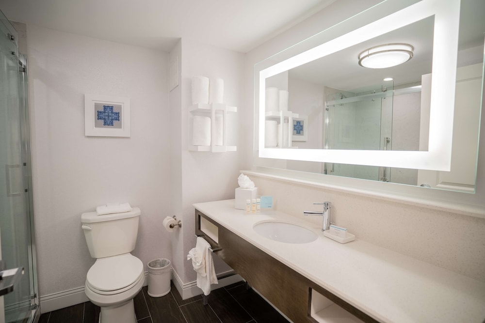 Hampton Inn & Suites Fairfield - photo 51