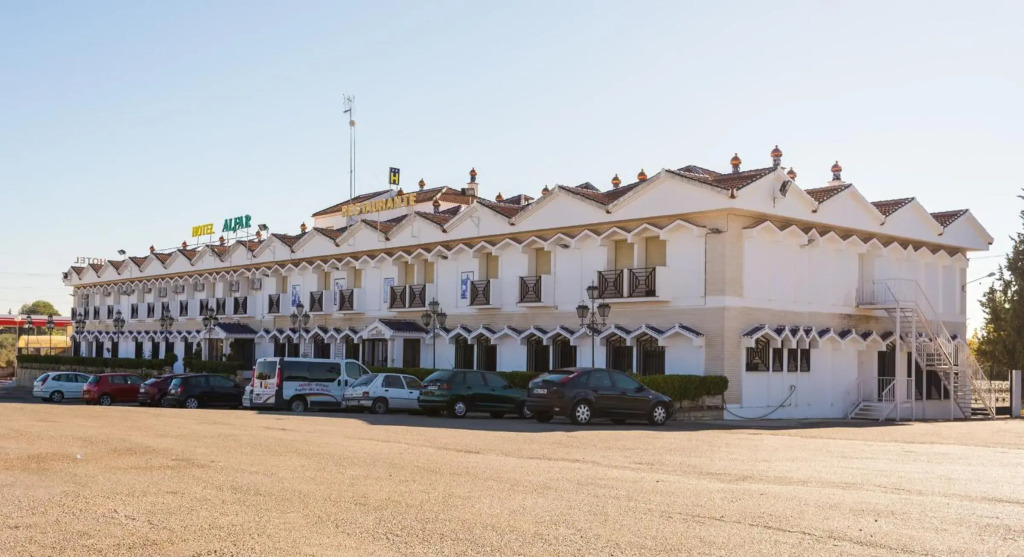 Hotel Alfar — hotel in Montilla