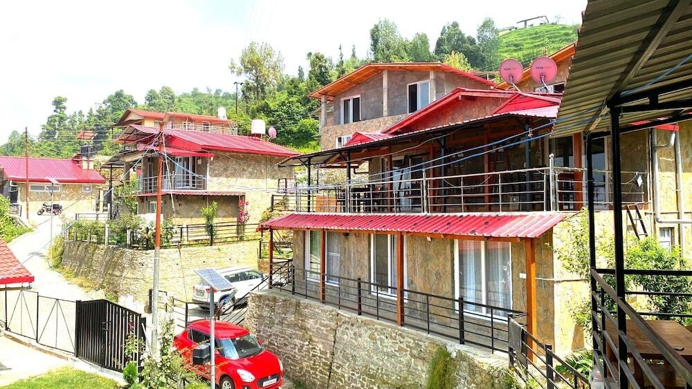 Mukteshwar Himalayan Resort in Naini Tal, India
