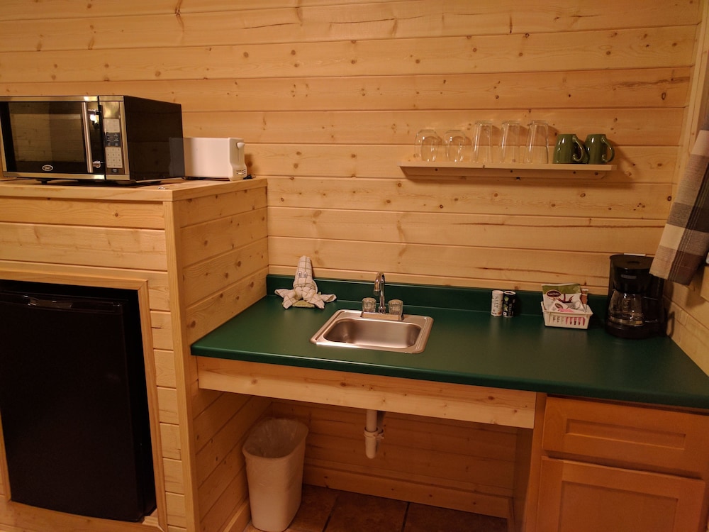 Emerald Forest Cabins - photo 60