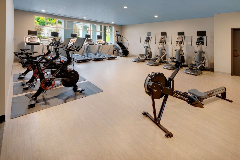 Embassy Suites by Hilton San Rafael at Marin Center - photo 31