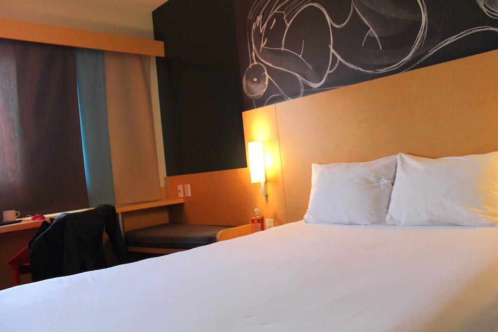 Ibis Culiacan