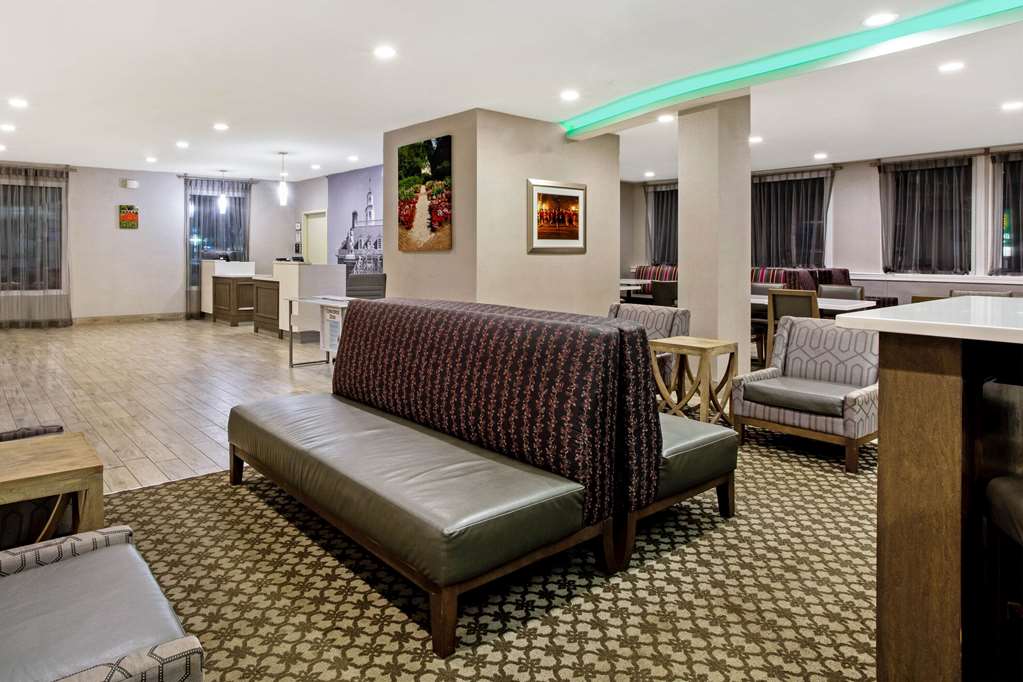 La Quinta Inn & Suites by Wyndham Williamsburg Historic Area - photo 5