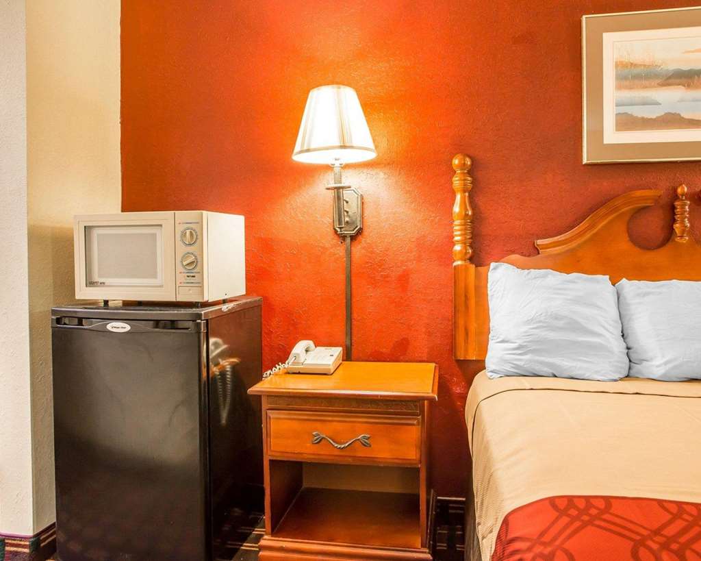 Rodeway Inn Montpelier - photo 7