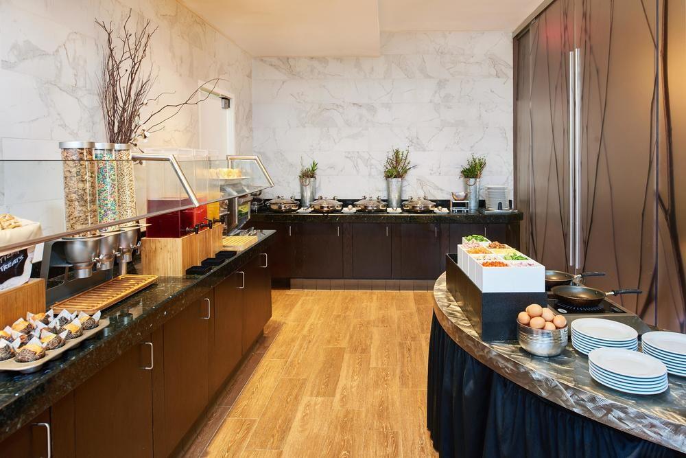 DoubleTree by Hilton Irvine Spectrum - photo 14