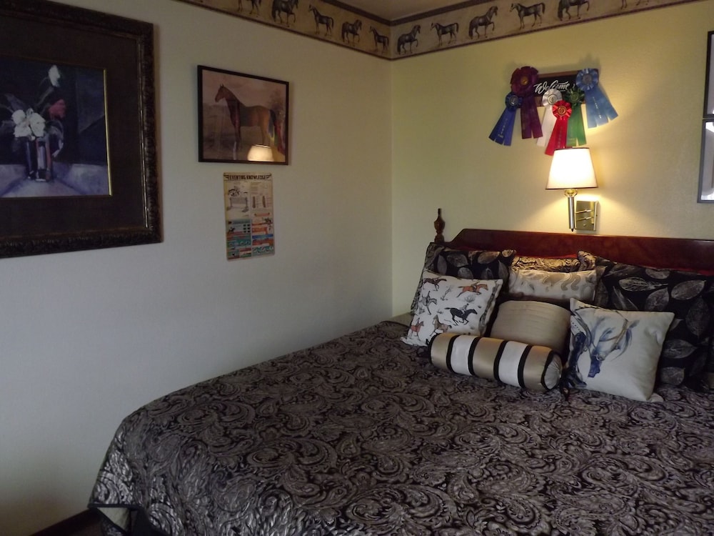 Crest Country Inn - photo 75
