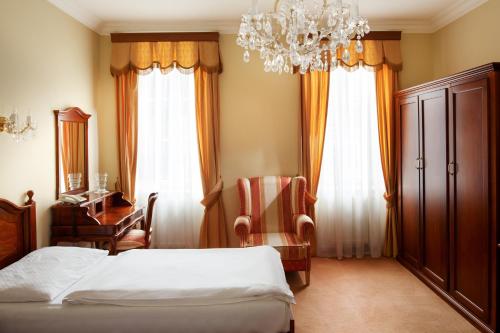 Lázeňský hotel Moskevský dvůr — 4-Star Luxury Hotel in Karlovy Vary, Czech Republic