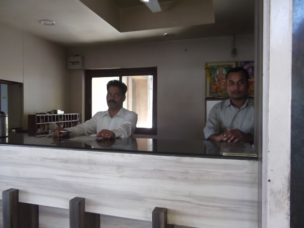 Hotel Nikhil Garden - last minute hotel in Pune