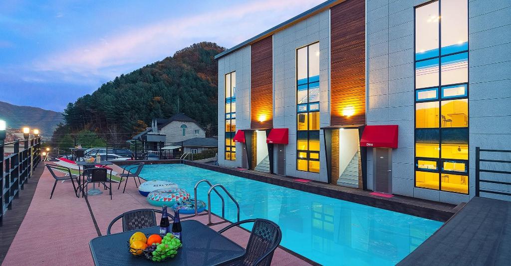 Gapyeong Dino Pension — 4-Star Luxury Hotel in Gapyeong, South Korea