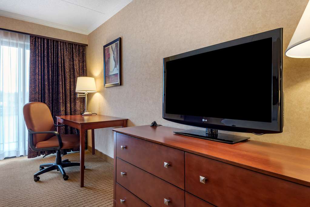 Best Western Plus Oswego Hotel and Conference Center - photo 42
